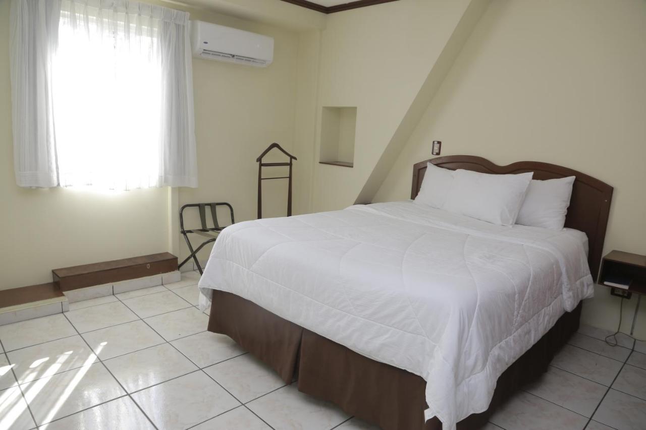 Hotel Gardenia Inn San Salvador Exterior foto